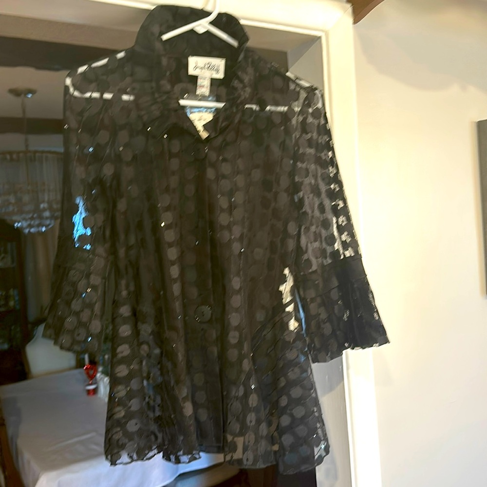 Women’s Joseph Ribkoff Black Top